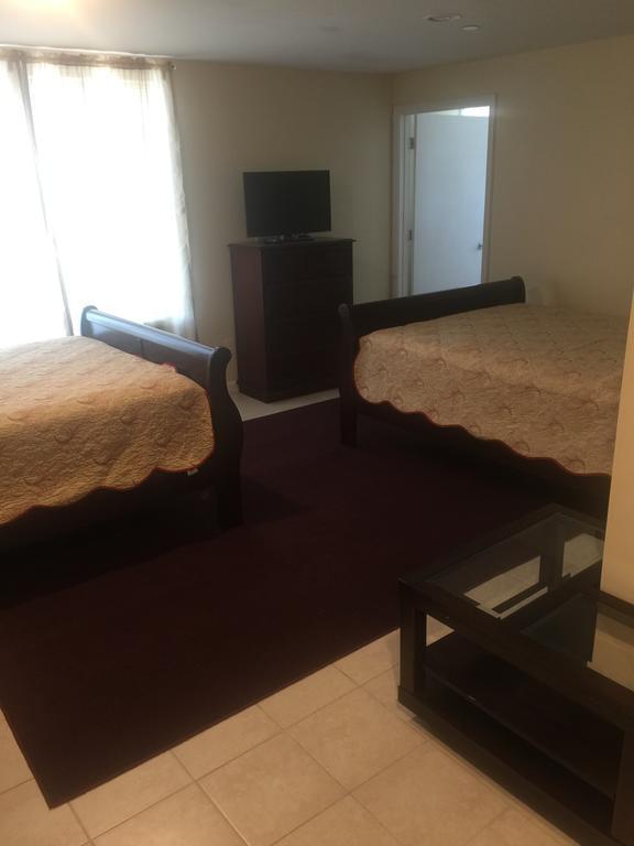 Misquamicut Beach Front Inn 韦斯特利 外观 照片