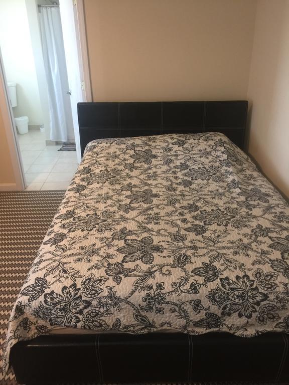 Misquamicut Beach Front Inn 韦斯特利 外观 照片