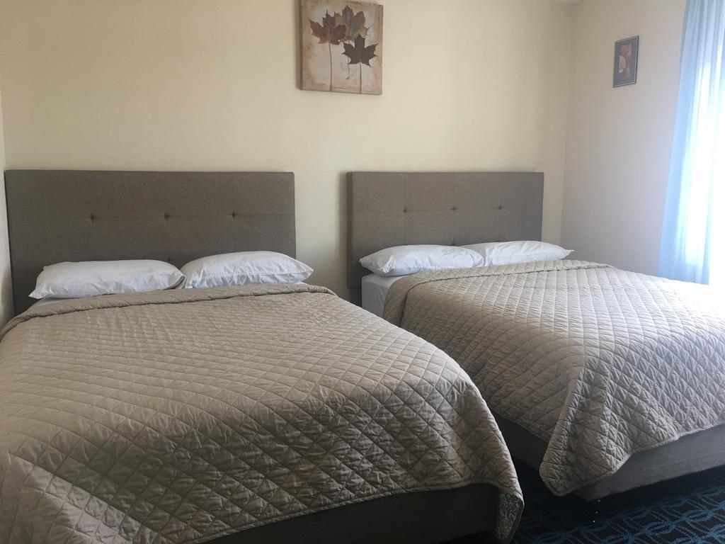 Misquamicut Beach Front Inn 韦斯特利 外观 照片