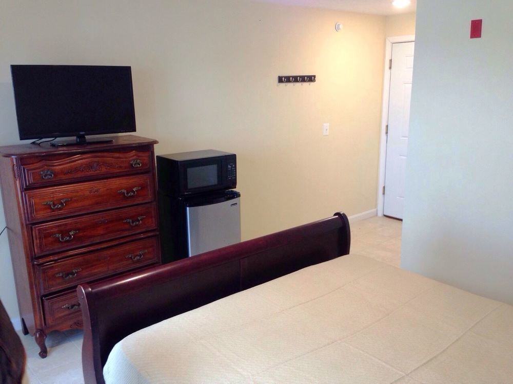 Misquamicut Beach Front Inn 韦斯特利 外观 照片