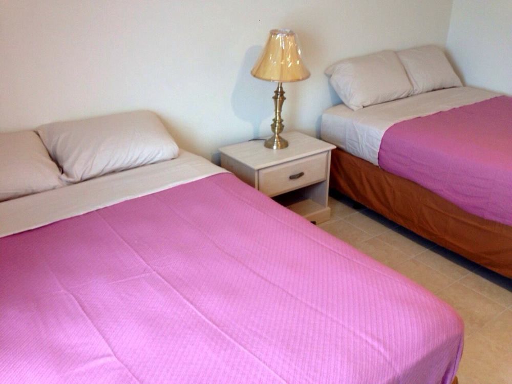 Misquamicut Beach Front Inn 韦斯特利 外观 照片